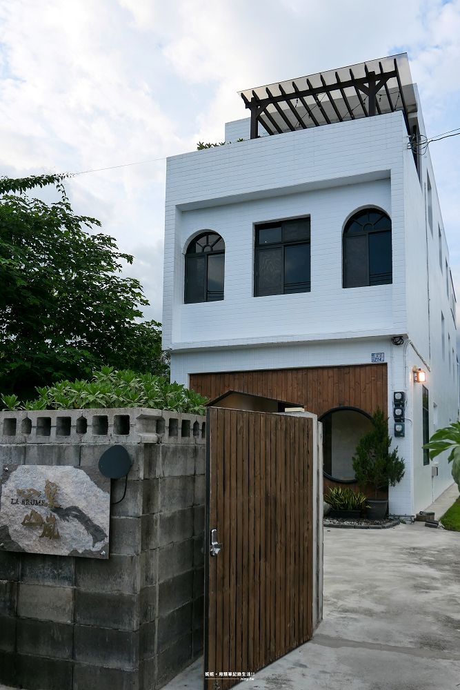 住宿。台東★被稻田及山巒擁抱的侘寂風民宿 心繫山嵐 - 第2張圖