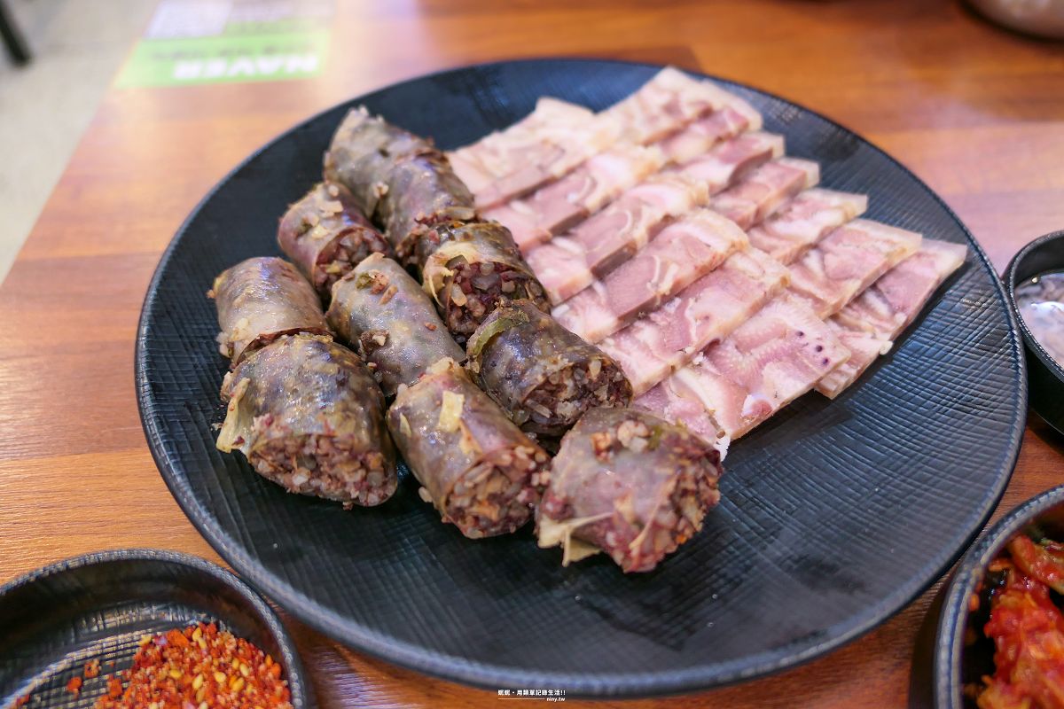 食記。釜山★西面極品豬肉湯飯(참잘돼지국밥) 24小時都能吃得到的在地美食 - 第11張圖