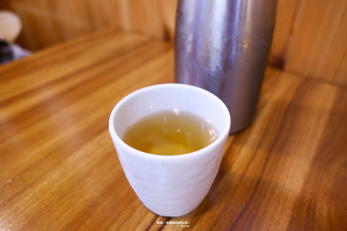 食記。首爾★Vega Bossam(베가보쌈) 弘大店 單人也能享用菜包肉定食 - 第13張圖