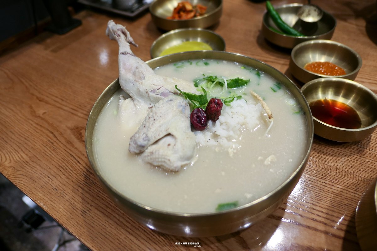 食記★玄風雞絲刀削麵(현풍닭칼국수) 釜山麵食推薦 湯頭濃香份量實在 - 第12張圖
