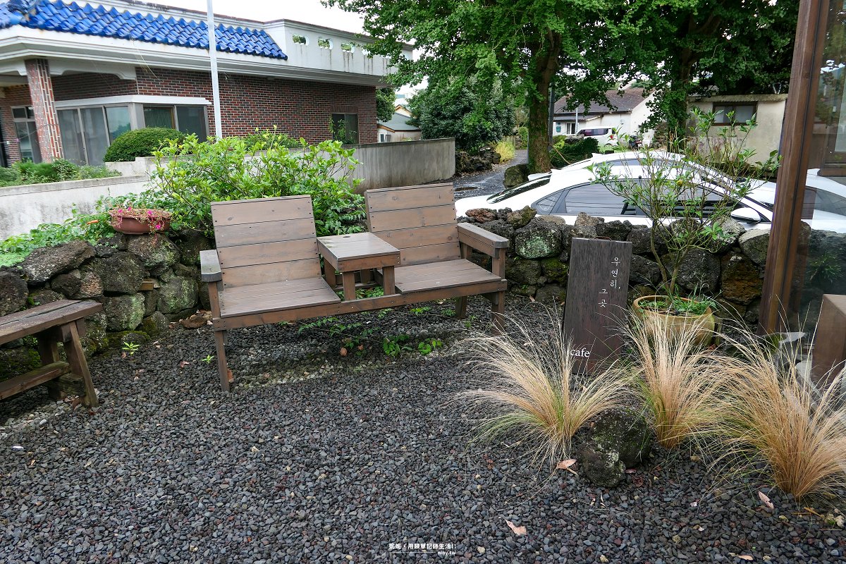 咖啡。濟州★There.ooh Cafe(우연히, 그 곳) 松堂里偶然有緣的靜謐咖啡廳 - 第11張圖